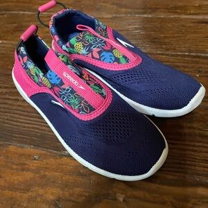 Speedo Kids' Vibrant Navy and Pink Water Shoes